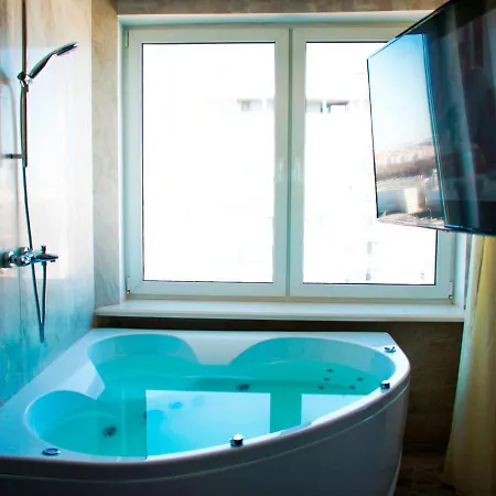 Apartament Jacuzzi New Apartcomplex Kaskad, панорамный вид на