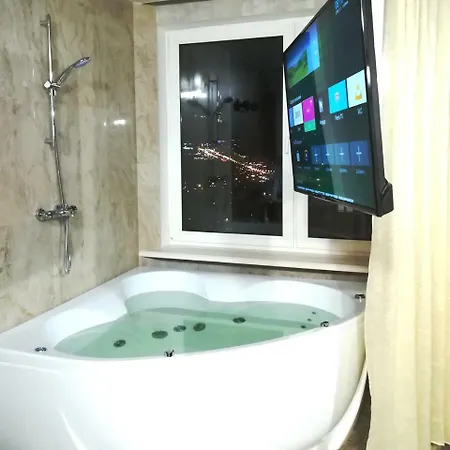 Jacuzzi New Apartcomplex Kaskad, панорамный вид на Mińsk